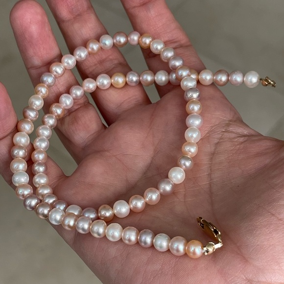 High quality cultured freshwater 6mm pearl 14/20 gold filled 17 inch necklace - Picture 2 of 9